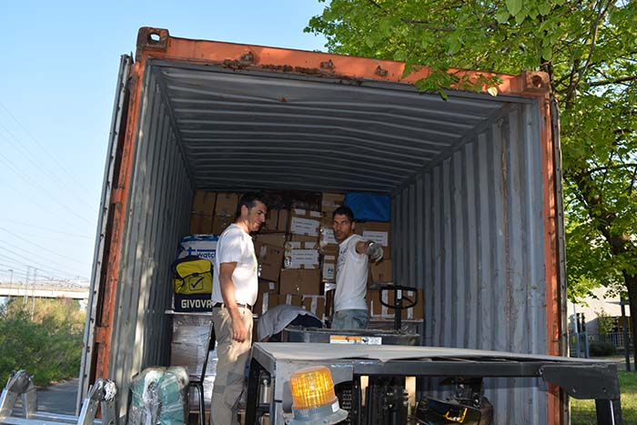 africaMission Carico container
