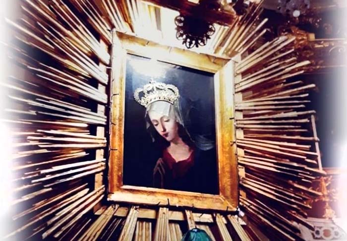 madonnaSalute