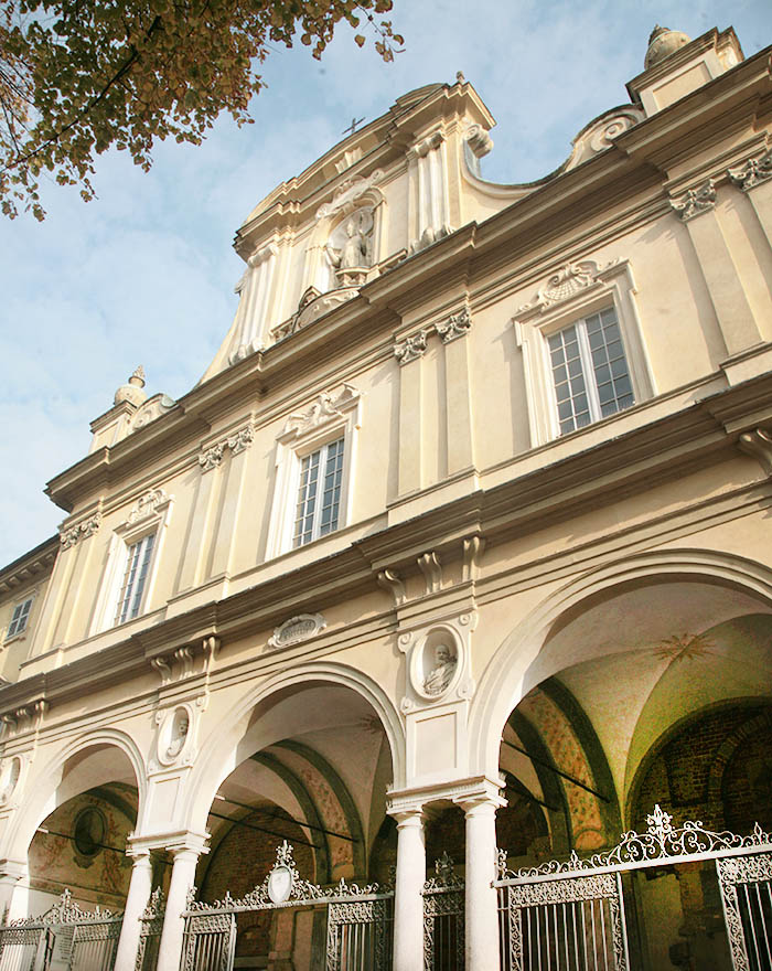 basilica di san savino piacenza esterno