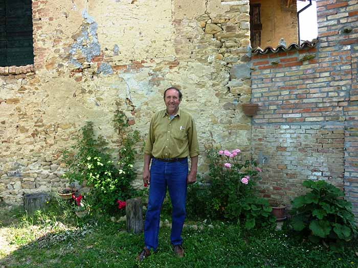 roberto gandolfi nella sua casa