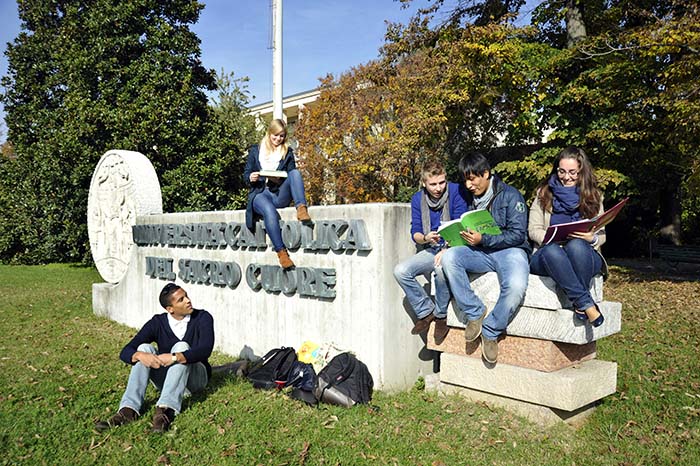 studentiCattolica2