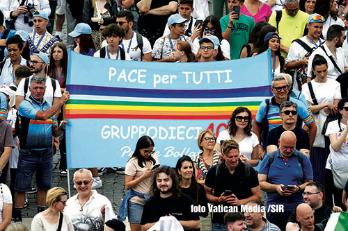 pace per tutti in alto