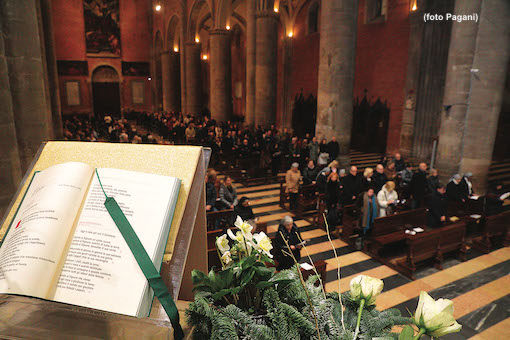 Parola ambone foto Pagani Messa Natale 2023 01