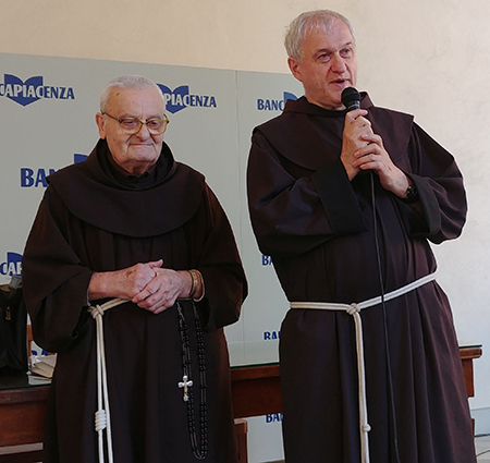 Padre Contardo con padre Secondo durante lincontro del giugno 2018