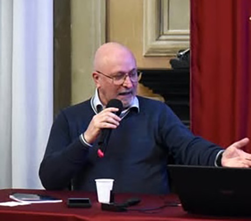 Alla Famiglia Piasinteina si presenta il nuovo romanzo di Claudio Necchi