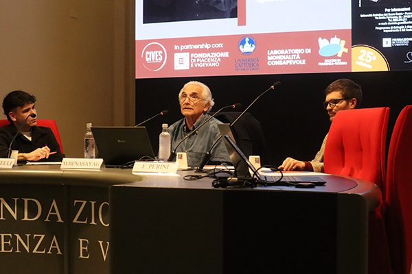 Benasayag: «I giovani non possono essere valutati in base all’efficacia, devono sperimentare la vita»