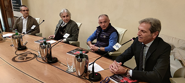 Da destra a sinistra Robert Gionelli Roberto Alberti Mauro Molinaroli e Matteo Marchetti