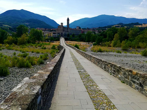 aumentano i turisti