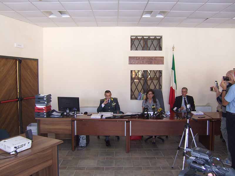 conferenzastampacarabinieriPC