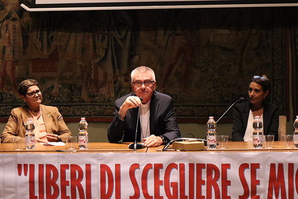 Il prefetto Daniela Lupo il vescovo mons. Adriano Cevolotto e la sindaca di Piacenza Katia Tarasconi