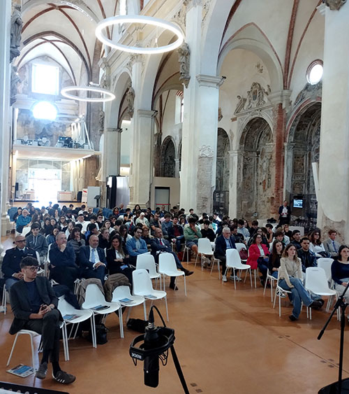 immagini spezzate pubblico