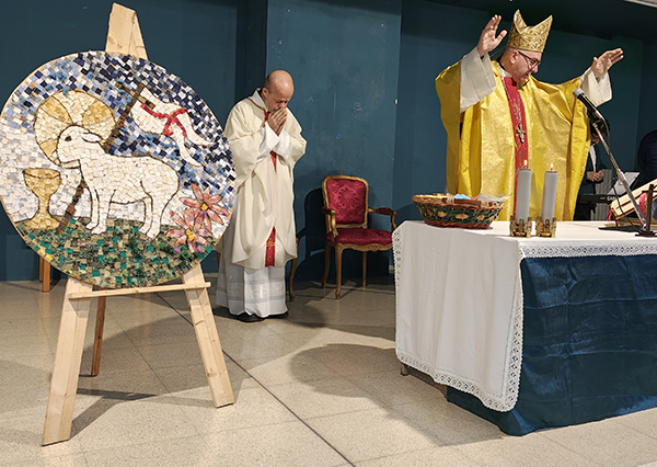 messa di psqua al carcere novate