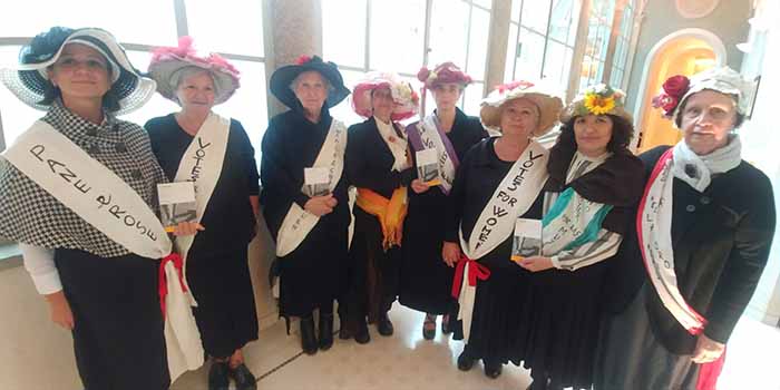 Suffragette copia