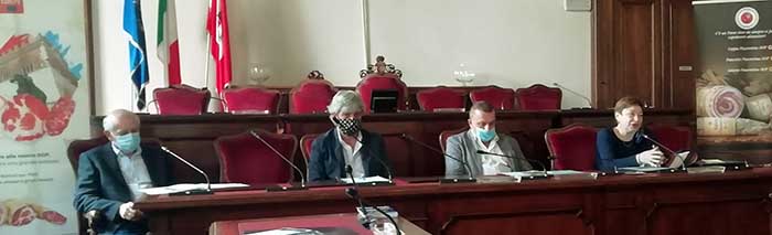 A cena con Tramonto DiVino, conferenza stampa municipio piacenza