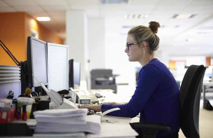 donne al lavoro