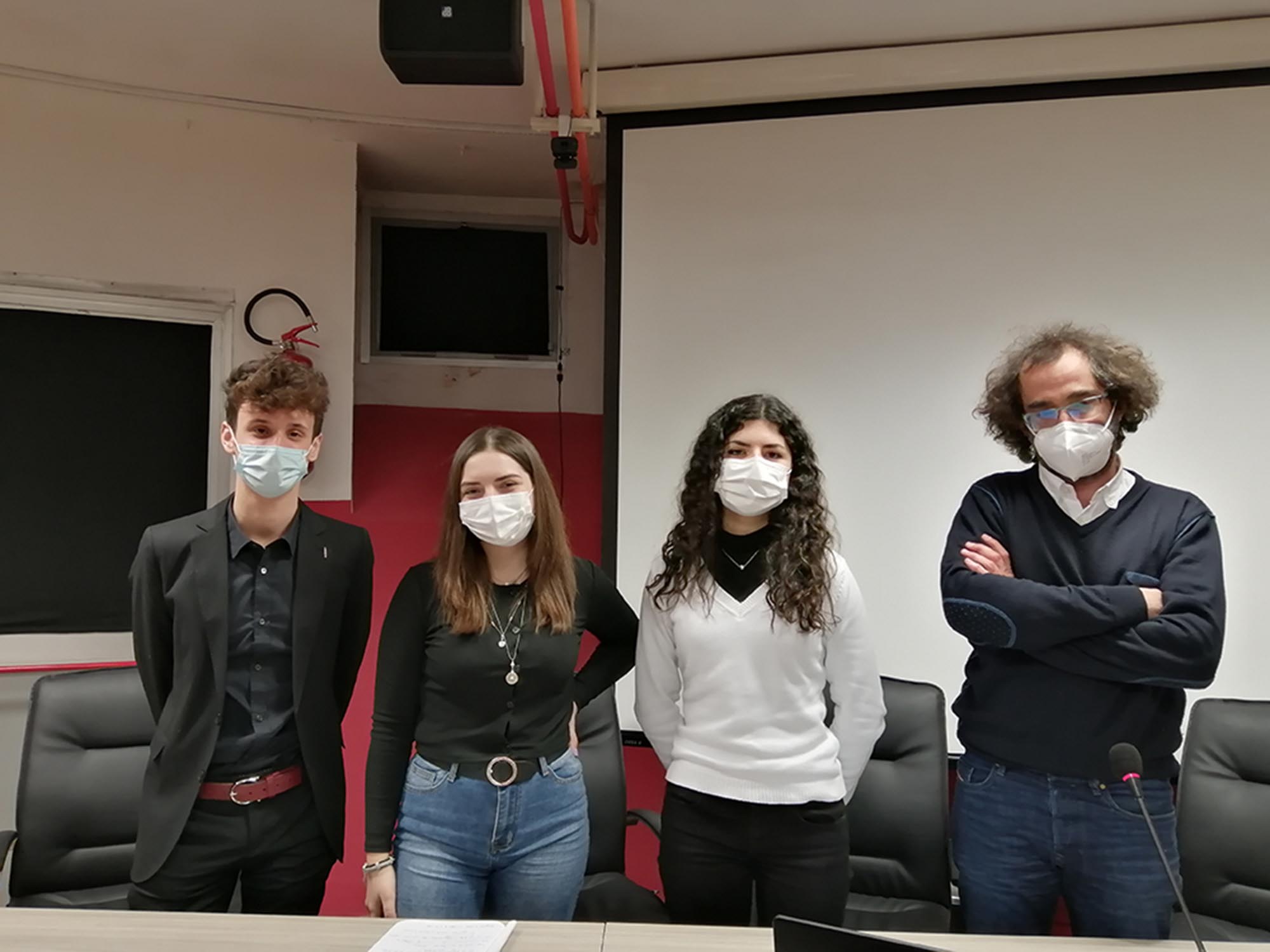 campagna togliere brevetto dai vaccini anti Covid degli studenti di Piacenza