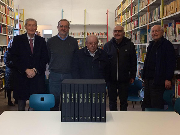 Comunicato stampa. Donata al Comune la Bibbia in dialetto piacentino
