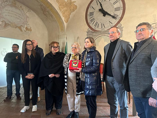foto generale gruppo defibrillatore