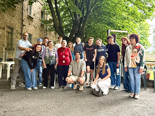 Studenti americani casa di riposo