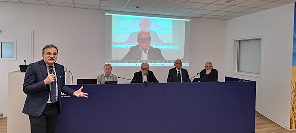 Camera di Commercio in giro per i territori