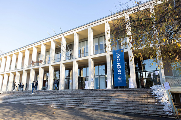 Cattolica ciclo incontri con Polimi