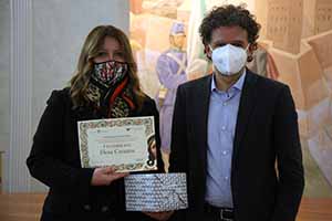 Elena Cavanna premiata da Umberto Fornasari